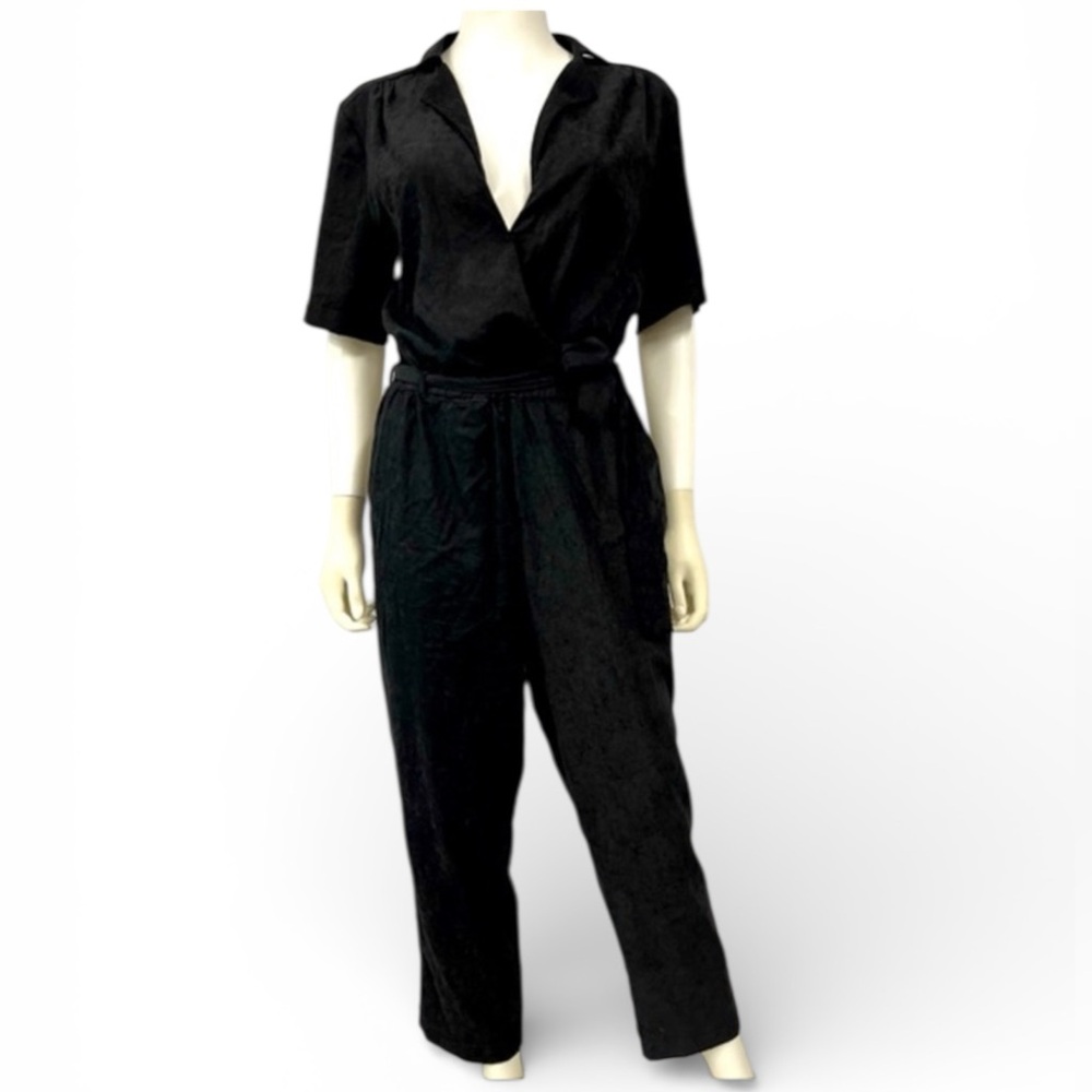 LIRA Women’s Medium Black Stylish & Comfortable Everyday Jumpsuit